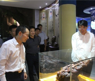 九江市委常委、副市長張新龍蒞臨仙客來公司調(diào)研