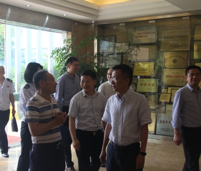 江西省稅務(wù)局黨委委員、總審計(jì)師賴竹華一行蒞臨仙客來(lái)考察調(diào)研