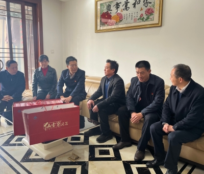 仙客來公司關愛烈士家屬