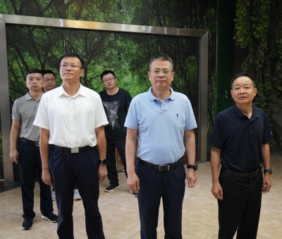 國家知識產(chǎn)權局運用促進司副司長彭文一行蒞臨仙客來調研