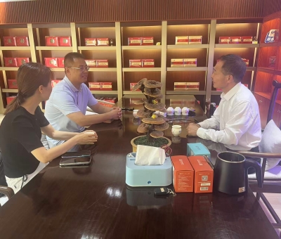 聚焦產(chǎn)業(yè)融合 共筑鄉(xiāng)村振興基石 —中國(guó)熱科院專(zhuān)家五一赴仙客來(lái)調(diào)研